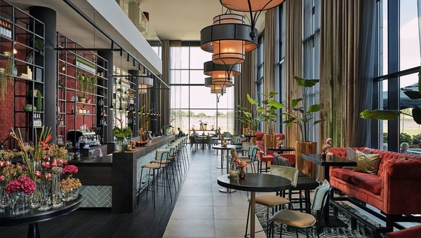 Lobby Bar